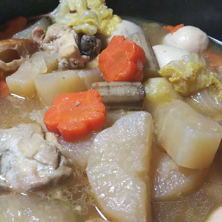 手羽元と野菜のおでん